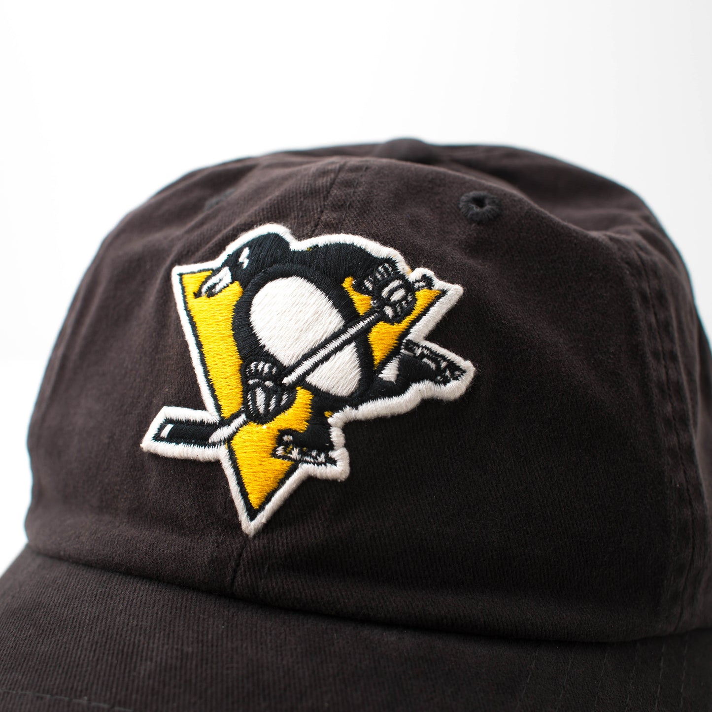 American NeedleNew Raglan NHL Team Adjustable Hat, Pittsburgh Penguins, Black (36672A-PPN)