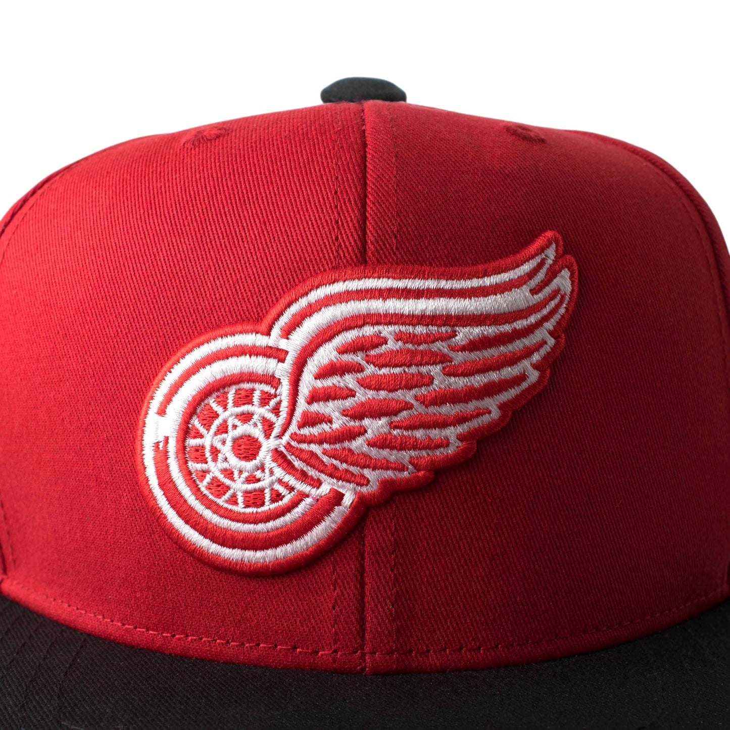 Detroit Red Wings Hat: Red/Black Snapback Flat Bill Hat | NHL