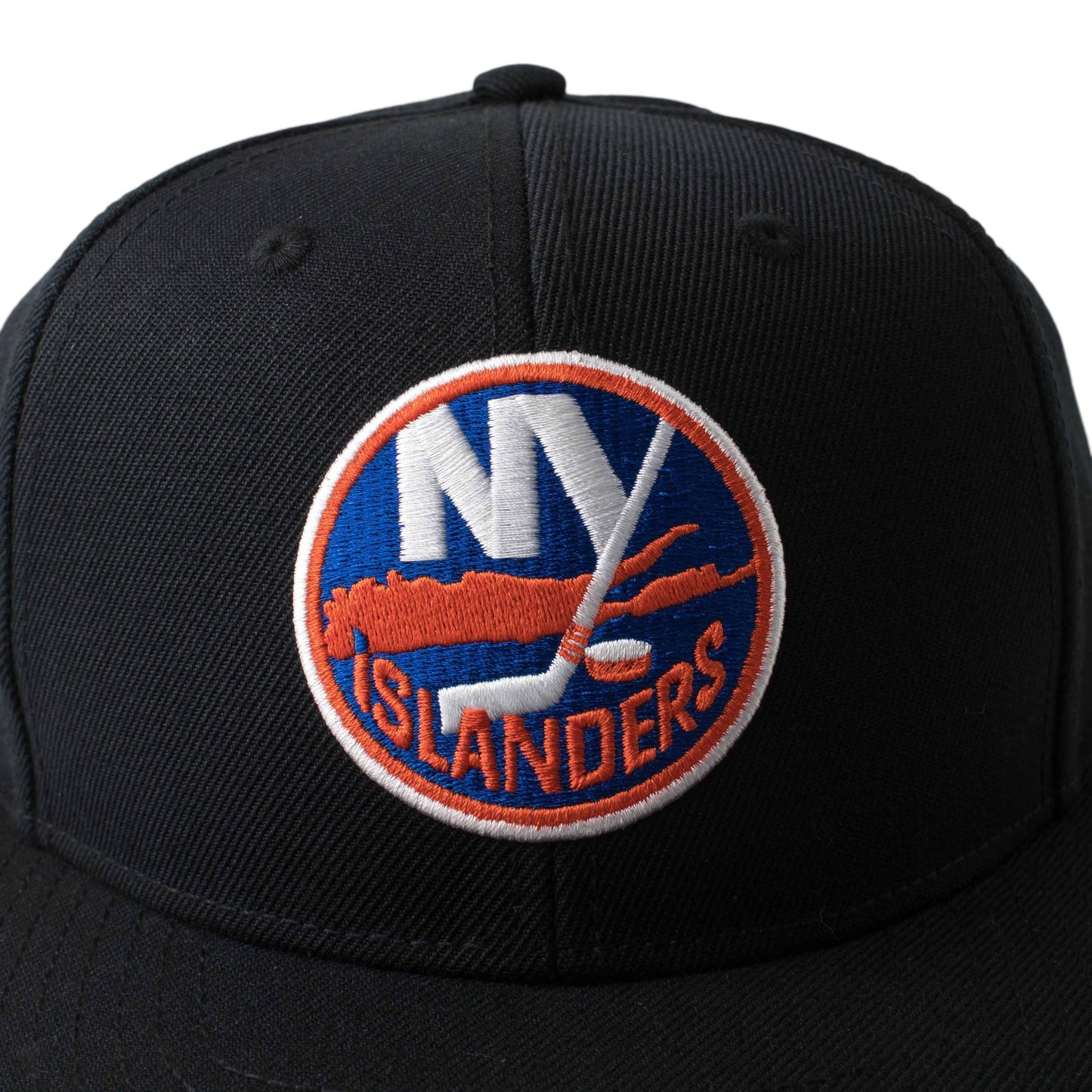 AMERICAN NEEDLE 400 Series NHL Team Hat, New York Islanders, Black (400A2V-NYI)
