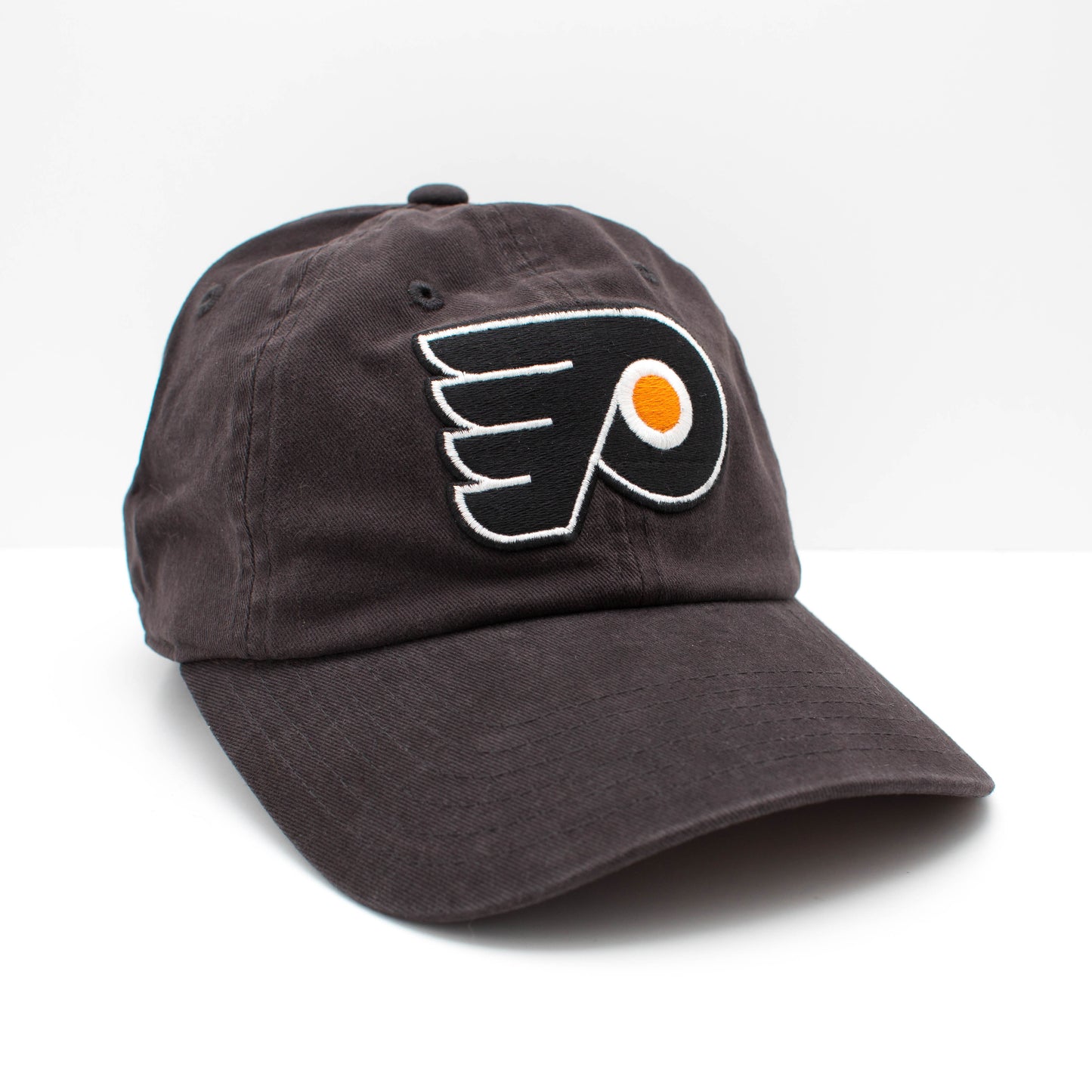 AMERICAN NEEDLE NHL Philadelphia Flyers Hockey Team New Raglan Adjustable Baseball Hat, Black (36672B-PF-BLK)