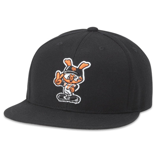 Yomiuri Giants Hats: Black Flat Bill Snapback Hat | Nippon League